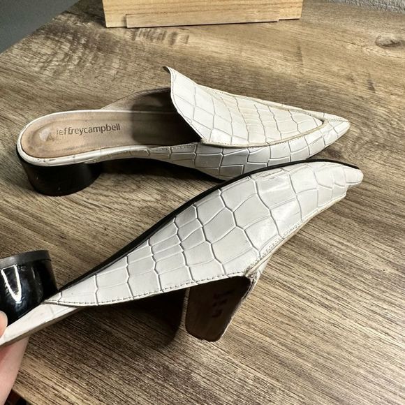 Jeffrey Campbell White Novit Pointed Toe Mules Size 7 - Picture 12 of 13